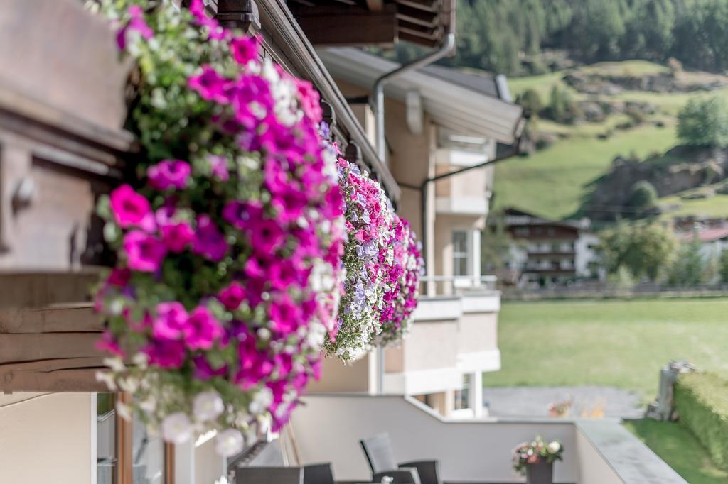 Ferienhaus Apart Sonnzeit Сьолден Стая снимка